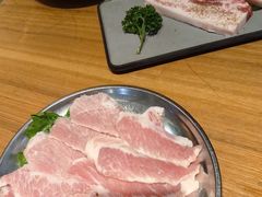 -青瓦炭韩潮烤肉(花园道店)