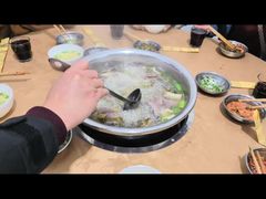 -黑竹沟新场牛肉火锅