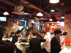 大堂-鲜入围煮花胶鸡海鲜火锅