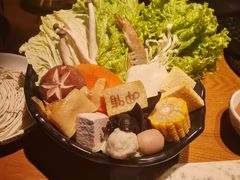 -呷哺呷哺(融创茂店)