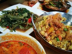 菠萝炒饭-农民泰国菜
