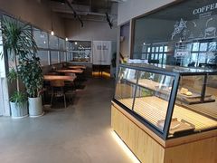 -三勾JJJ Burger&Coffee(梅溪湖店)