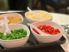 -鲜入围煮花胶鸡海鲜火锅