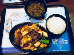 葱烧牛肉套餐-横琴湾畔餐厅(长隆海洋王国白鲸剧场店)