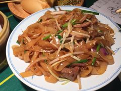 -粤港湾砂锅粥·宵夜(宝龙店)