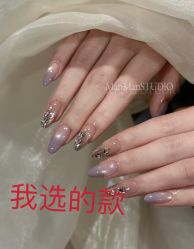-梵莎美甲美睫