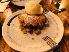 苹果派伴香草冰淇淋-SMOKI & CO(五大道店)