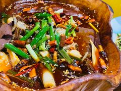 -老滇山寨•云南特色菜•地方菜•民族风情歌舞表演(金碧店)