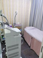 -薇兰专业脱毛连锁机构