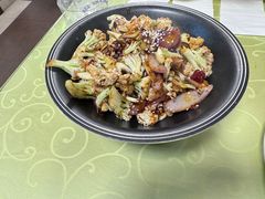 -雪湖煜辰鱼头老店(雪野湖店)