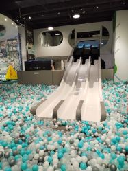 -MINI MARS KIDS CLUB亲子家庭中心(长宁天山店)