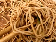-肥肥虾庄·金牌油焖大虾(汉口城市广场店)