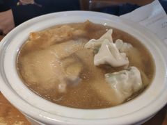鸡汤馄饨-南小馆(迪士尼小镇店)