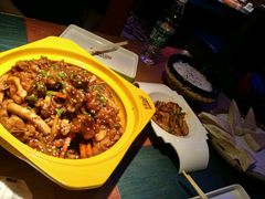 -多嘴超级肉蟹煲(杉杉国潮主题店)