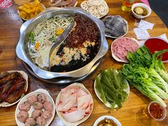 -储奇门鳝鱼火锅(总店)