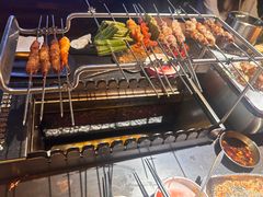 -麦凯伦烧烤·精酿超级工厂店(金桥总店)