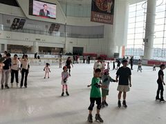 -世纪星滑冰俱乐部(万象城店)