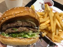 -The Habit Burger Grill 哈比特汉堡(爱琴海店)