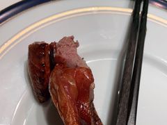 脆皮妙龄鸽-新荣记(建国门外大街店)