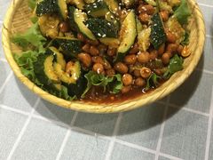 黄瓜花生米-冷峰马家鸡蛋牛奶醪糟(八朗学五巷店)