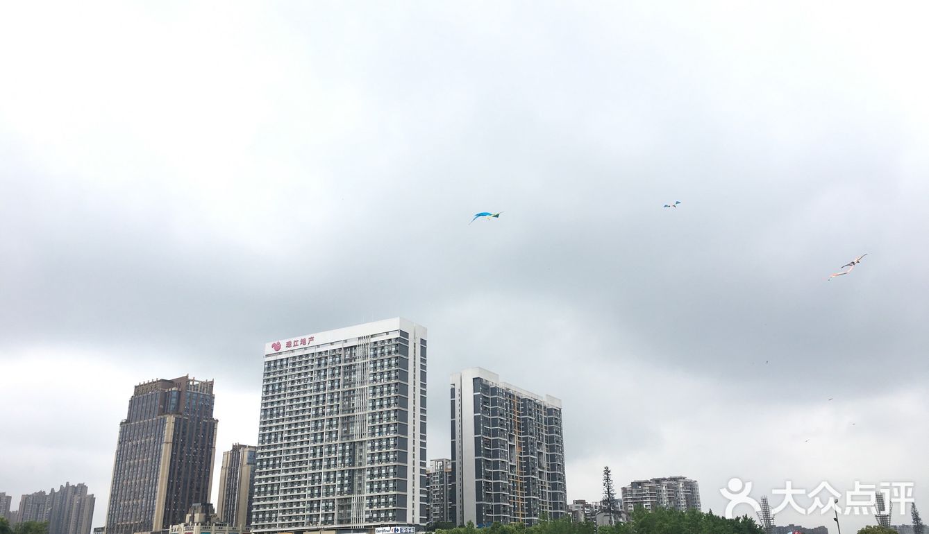 光华公园
