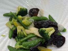 -品海楼·大连海胆锅贴馆(东港店)