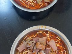 -薛记襄阳香辣牛肉面(平安路店)