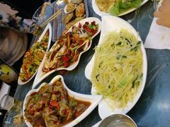 -覃记海鲜美食餐厅