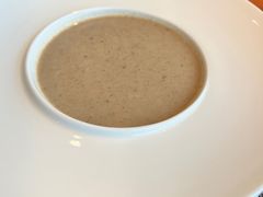 -MONICH牛排融合餐厅(和义大道购物中心店)