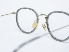 於2017年與MUST Eyewear-圆方眼镜(东海花园二期东区店)