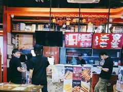 -何记花甲(海岸城旗舰店)