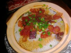 腊味煲仔饭-同仁四季椰子鸡(宝安壹方城店)