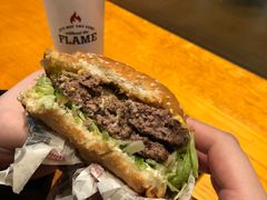 -The Habit Burger Grill 哈比特汉堡(复兴soho店)