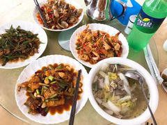 -湘里湘亲饭店(闸坡店)
