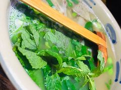 牛肉米线-云上千禾(水上店)