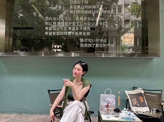 探店PLOG！偶遇Yorushika的快闪活动~