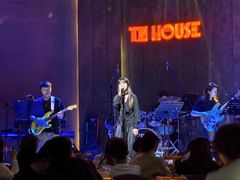 -TZ House音乐现场(来福士中心店)