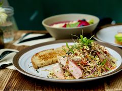 烤三文鱼沙拉-O'mills Sourdough Bakery&Bistro(永嘉路店)
