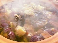 -广味炭炉鸡煲(宝业路分店)