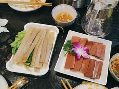 -唯爱KTV聚会餐厅(仙林东城汇店)