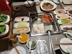 -海底捞火锅(金山百联店)