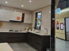 -百安居装修设计中心(海珠店)