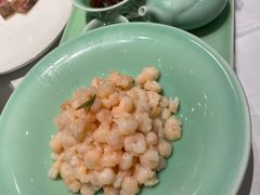 手剥龙井河虾仁-江南厨子·品苏杭(华润万象店)