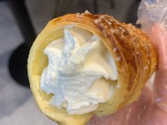 奶油牛角-爱德顺糕点食屋(利民道店)