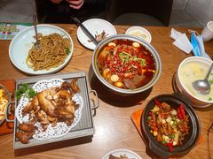 -吕氏疙瘩汤·新派鲁菜(济南万象城店)