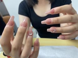 -芊冉•美甲美睫纹绣