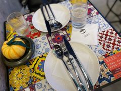 -LESCEDARS Brasserie Bistro香柏树