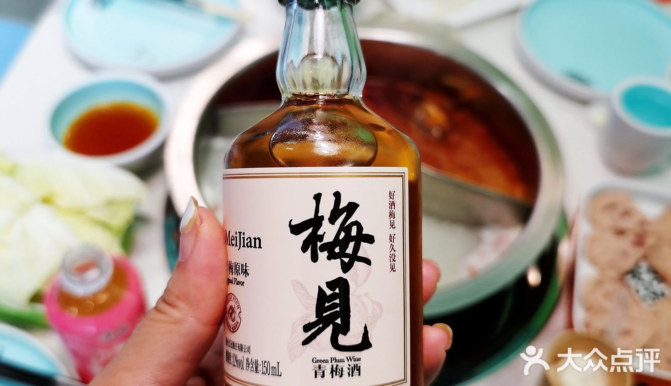 我是来拍照打卡的？不，我是来吃串串香的