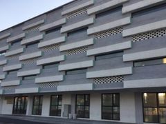 -大连市甘井子区体育场