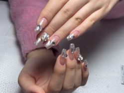 -星辰·新中式美甲美睫工作室